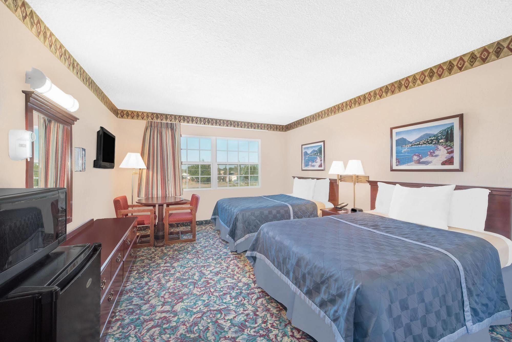 Knights Inn & Suites Pecos Exterior foto